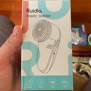BRAND NEW fabric shaver